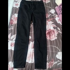 Black skinny jeans